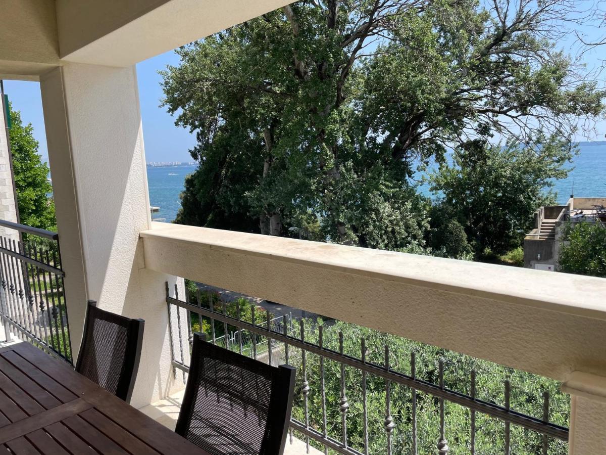 Seaside apartments Kaštela Exterior foto